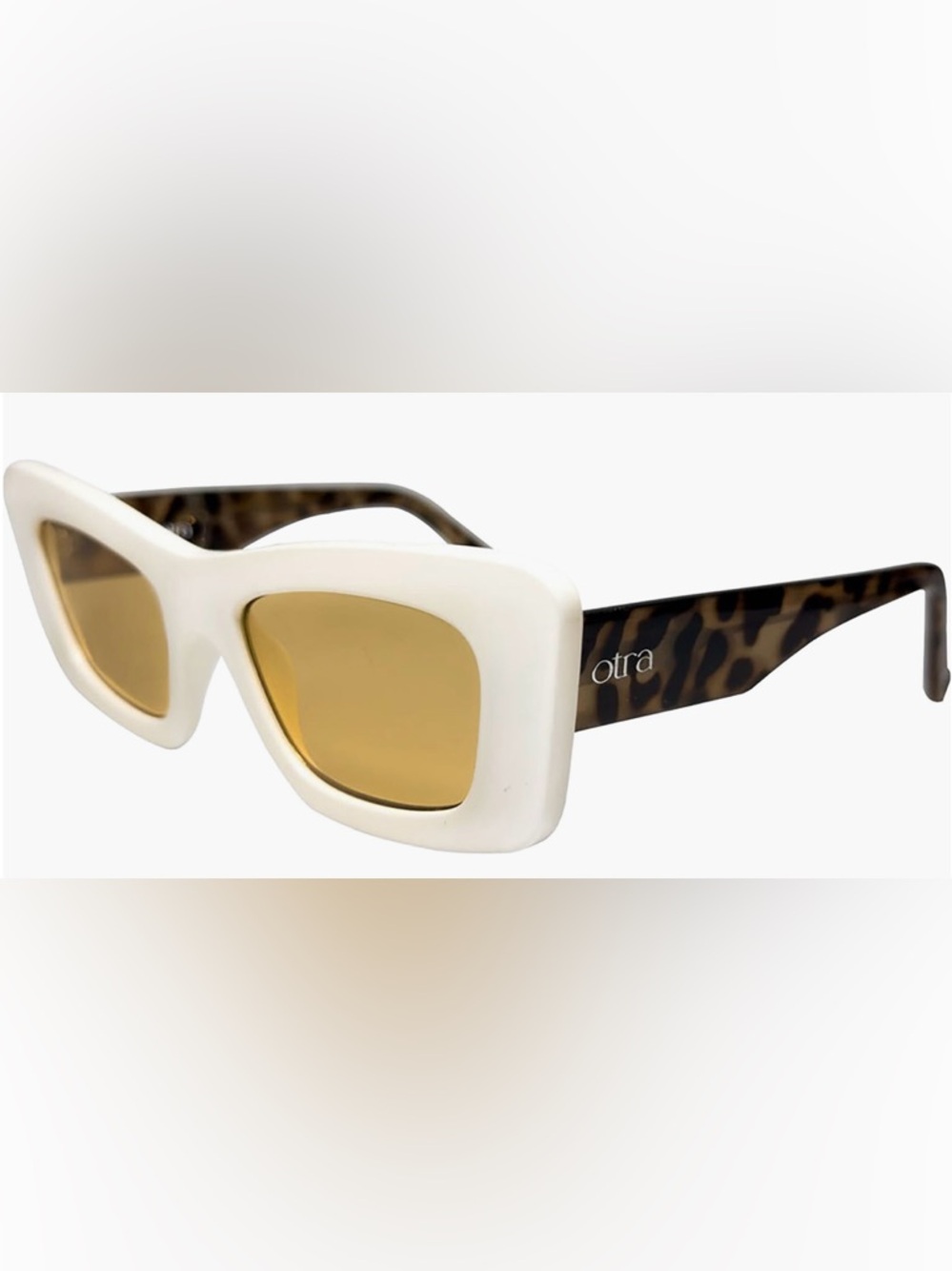 Otra Zoe daisy cat eye sunglasses white tortoise frames 100% UV protection RARE